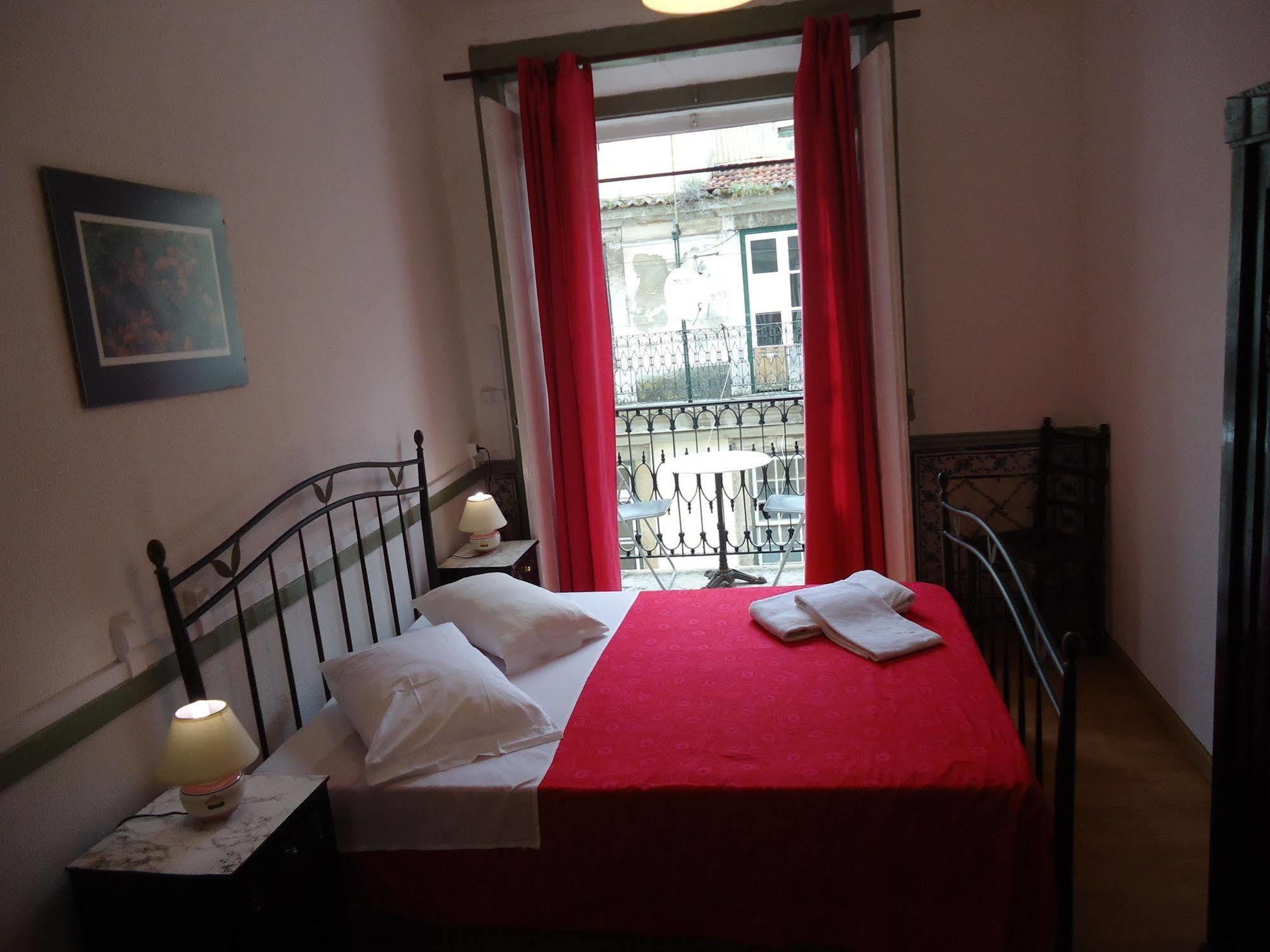 New Aljubarrota Guest House Lisboa Eksteriør billede