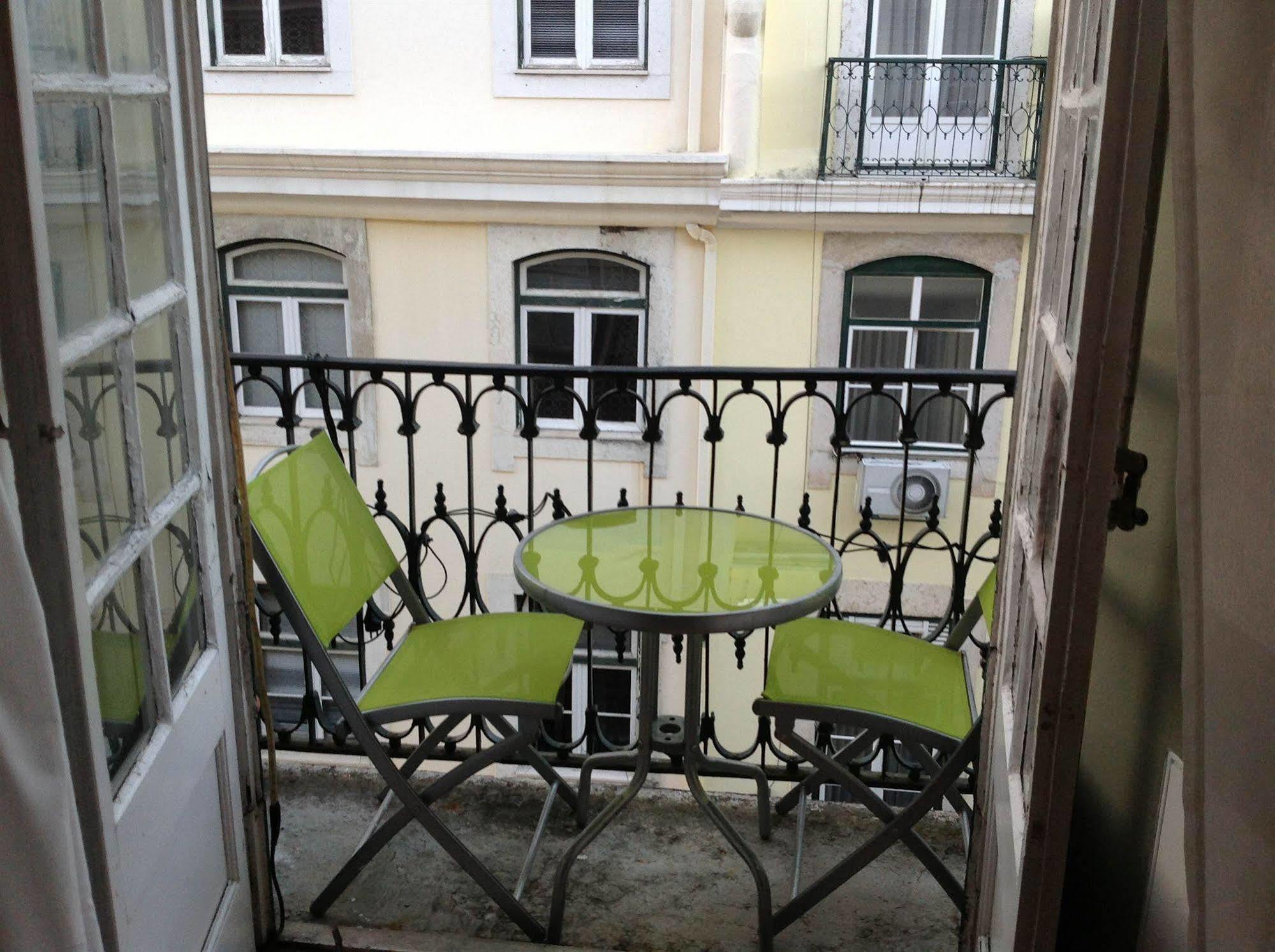 New Aljubarrota Guest House Lisboa Eksteriør billede